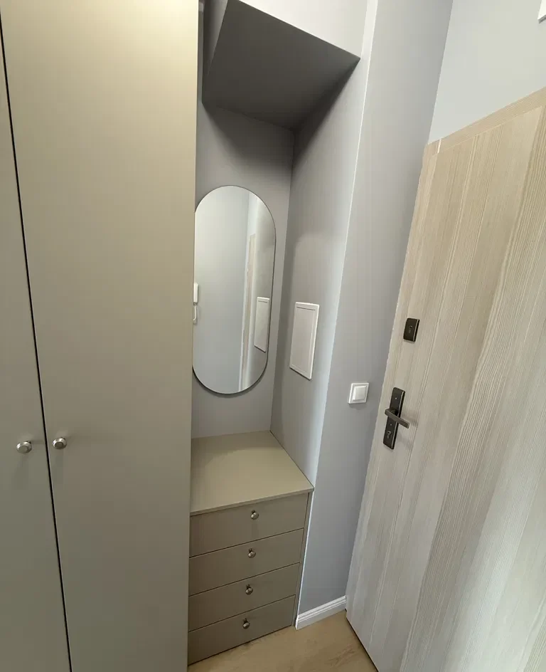 Wynajme 2 pokojowe z ogrodkiem , nowy blok - zdjęcie 2