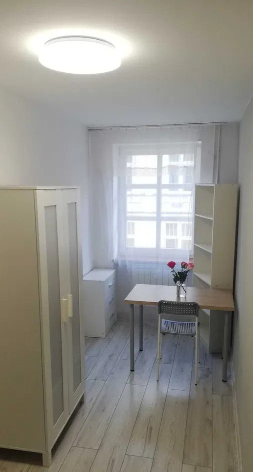 Pokój dla studentki/studenta lub młodej osoby pracującej we Wrocławiu blisko Starówki