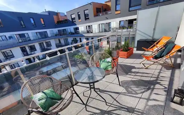 Ładny 2-pk apartament w Miasteczko Wilanów - zdjęcie 6