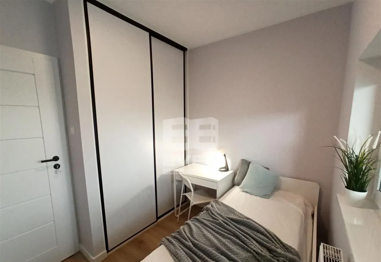 Mieszkanie dla firm (5 pokoi, 65 m2) – ul. Tatarki - zdjęcie 5