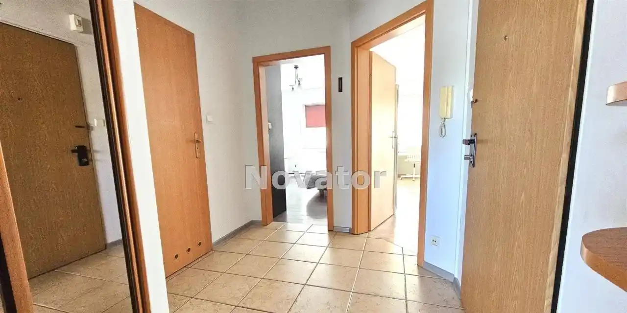 Komfortowe M3, teren grodzony, balkon, hala garażowa! - zdjęcie 4