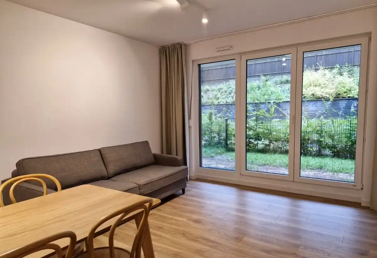 3 oddzielne pokoje | 64 m2 | osobna kuchnia | Bez prowizji