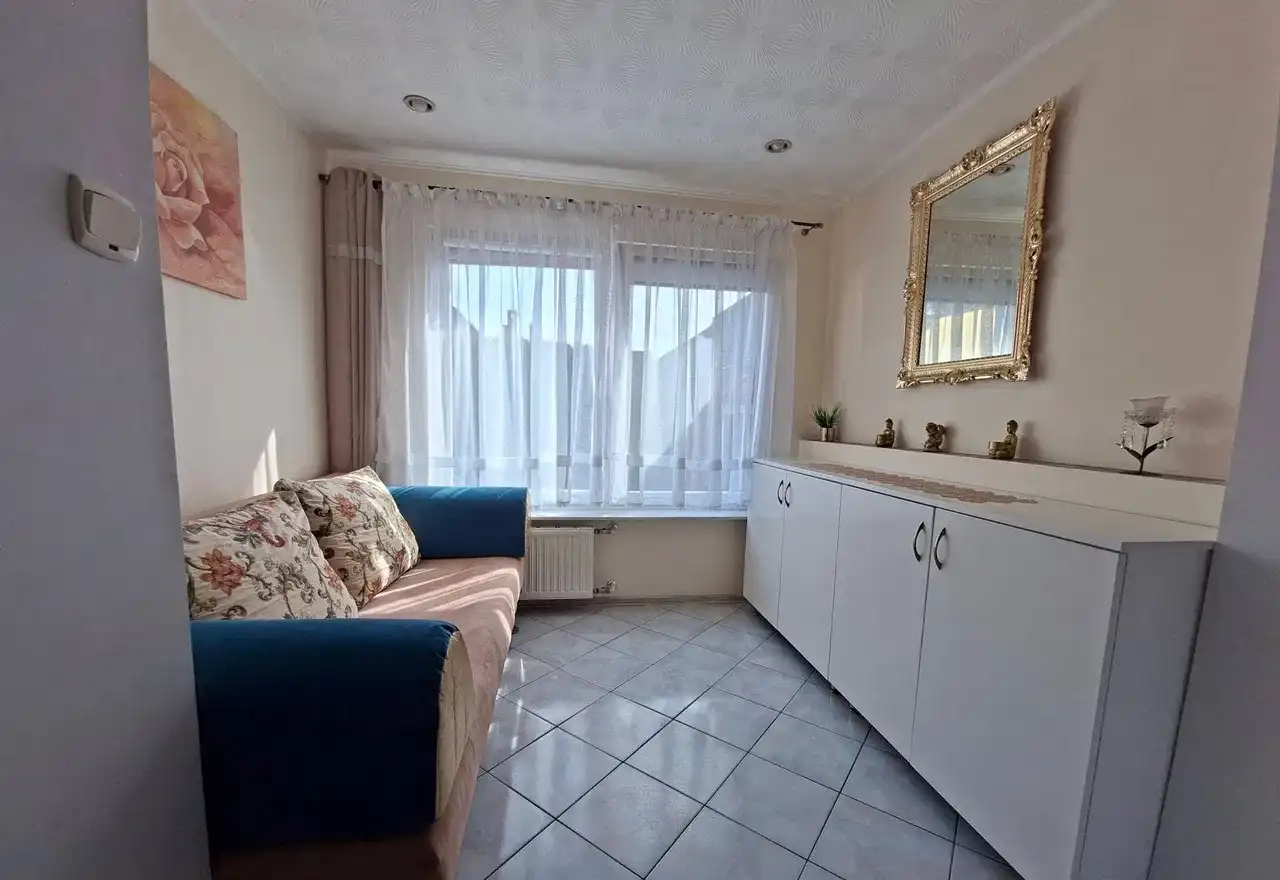 Mieszkanie do wynajęcia z balkonem i monitoringiem - zdjęcie 2