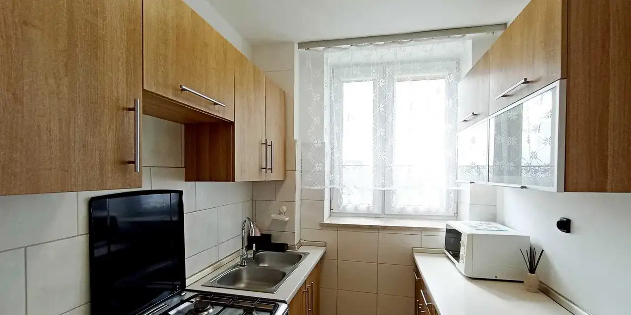 Przestronny pokój (16,5 m²) w dwupokojowym mieszkaniu, bez prowizji – Mokotów, Czerniakowska 56 - zdjęcie 4