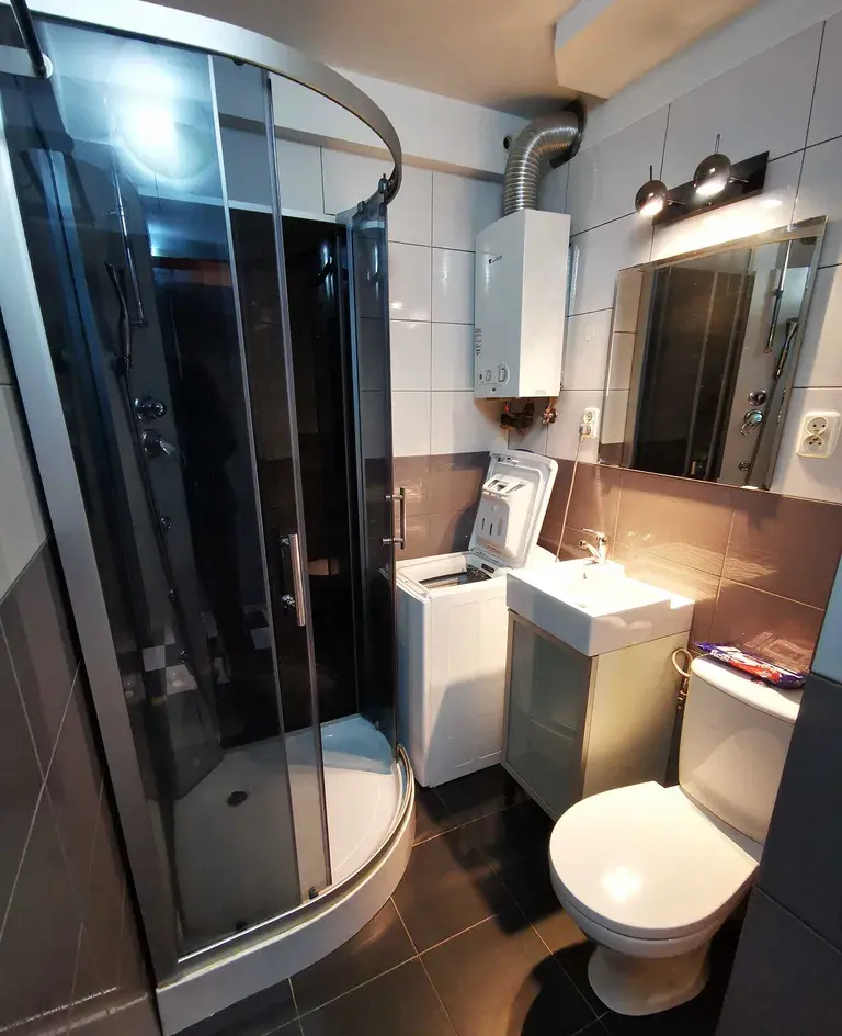 Ładna, przestronna kawalerka w dobrej, spokojnej lokalizacji. Katowice-Piotrowice, ul. Żurawia - zdjęcie 5