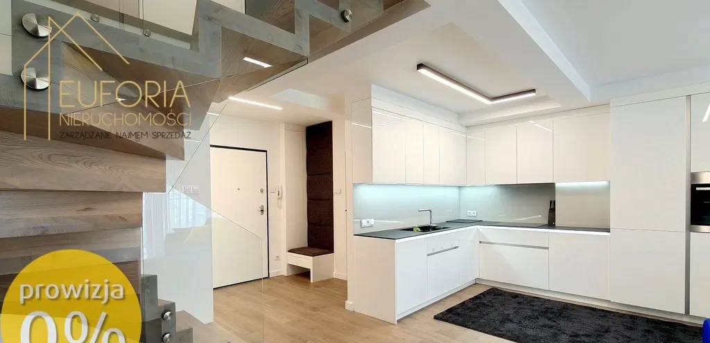 Apartament dwupoziomowy przy parku "Na Zdrowiu" - zdjęcie 3