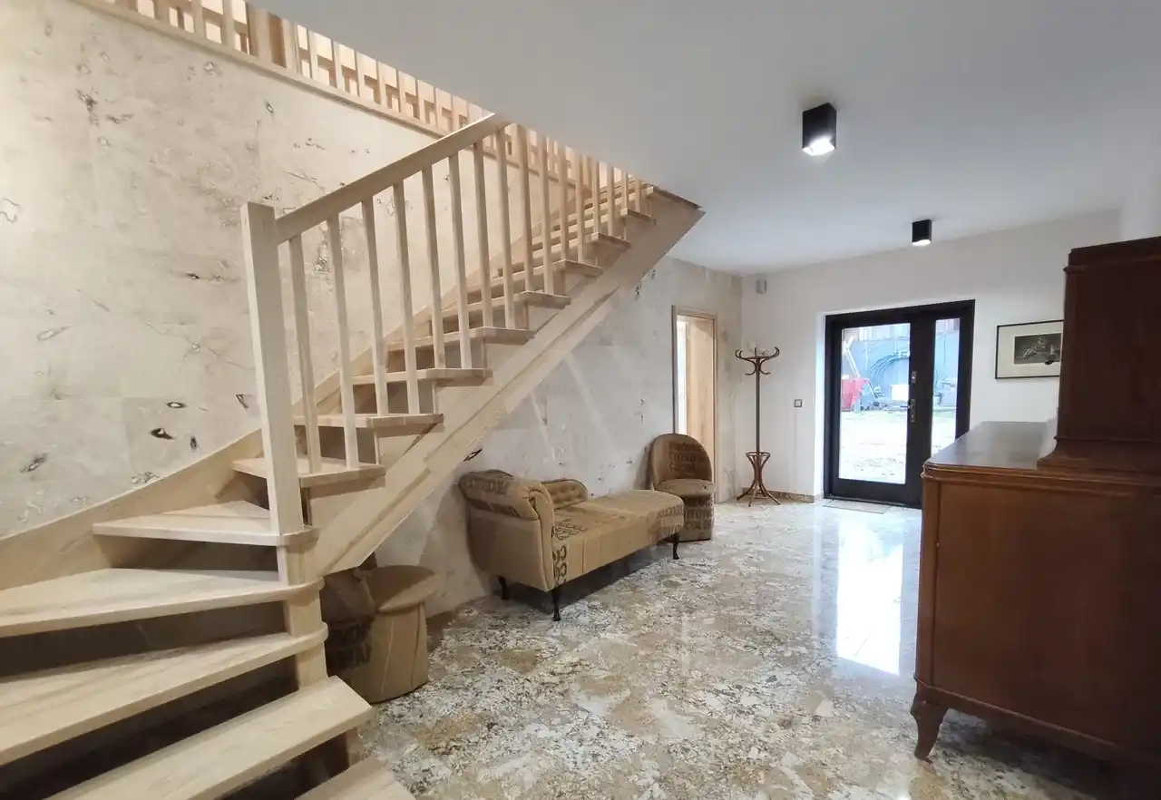 Luksusowy dom w sercu lasu – 1,5 ha prywatności - zdjęcie 10