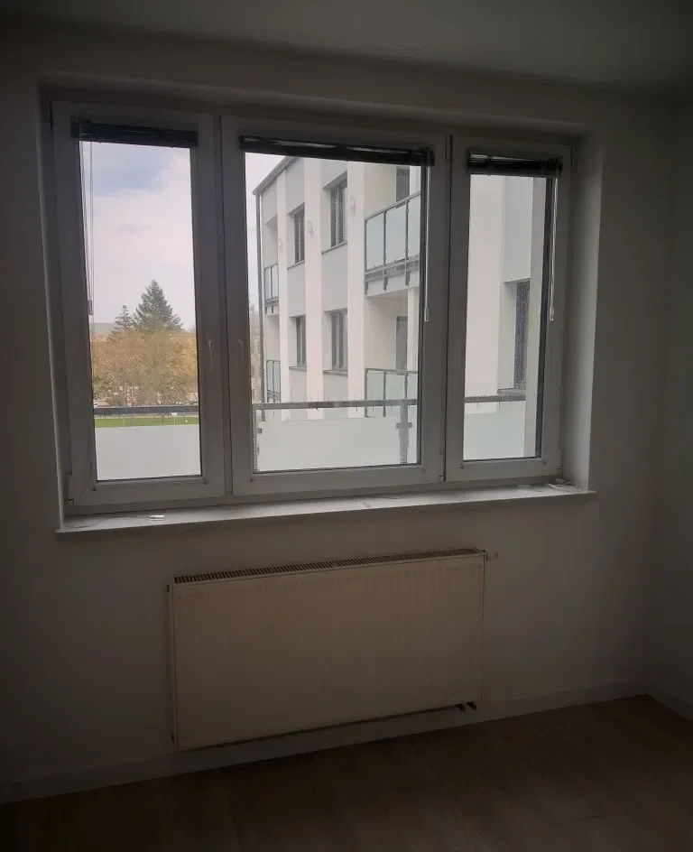 65 m2 mieszkanie (2 pokoje aneks kuchenny) balkon, centrum Stalowa Wola - zdjęcie 8