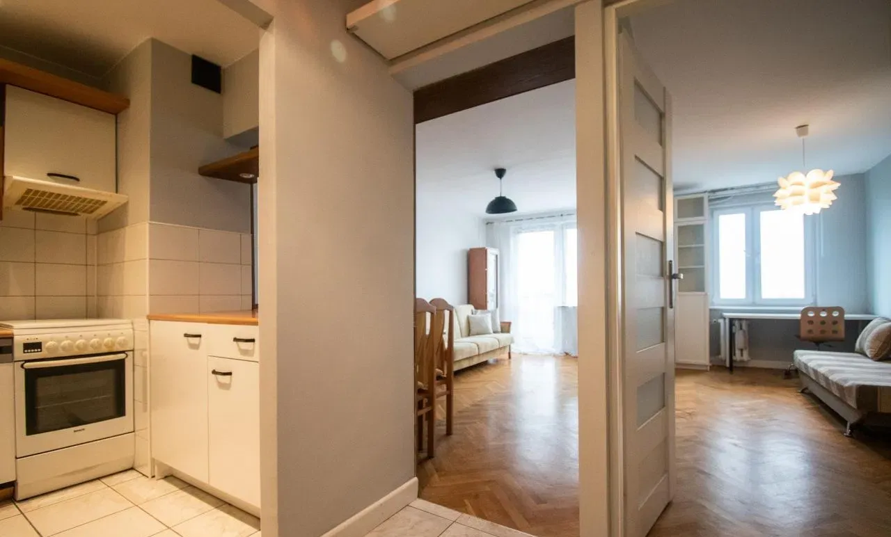 Zadbane mieszkanie w świetnej lokalizacji - zdjęcie 8