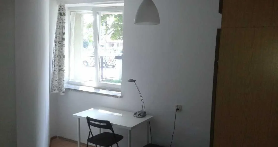 Jednoosobowy pokój we Wrocławiu przy ul. Pszczelarskiej