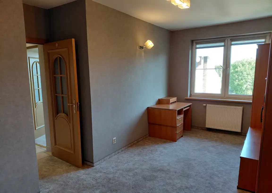 Przestronne 4 pokojowe, 98m2 z garażem w centrum - zdjęcie 10
