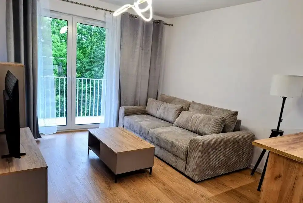 Nowe, pierwszy wynajem, balkon z widokiem na park, super lokalizacja - zdjęcie 2