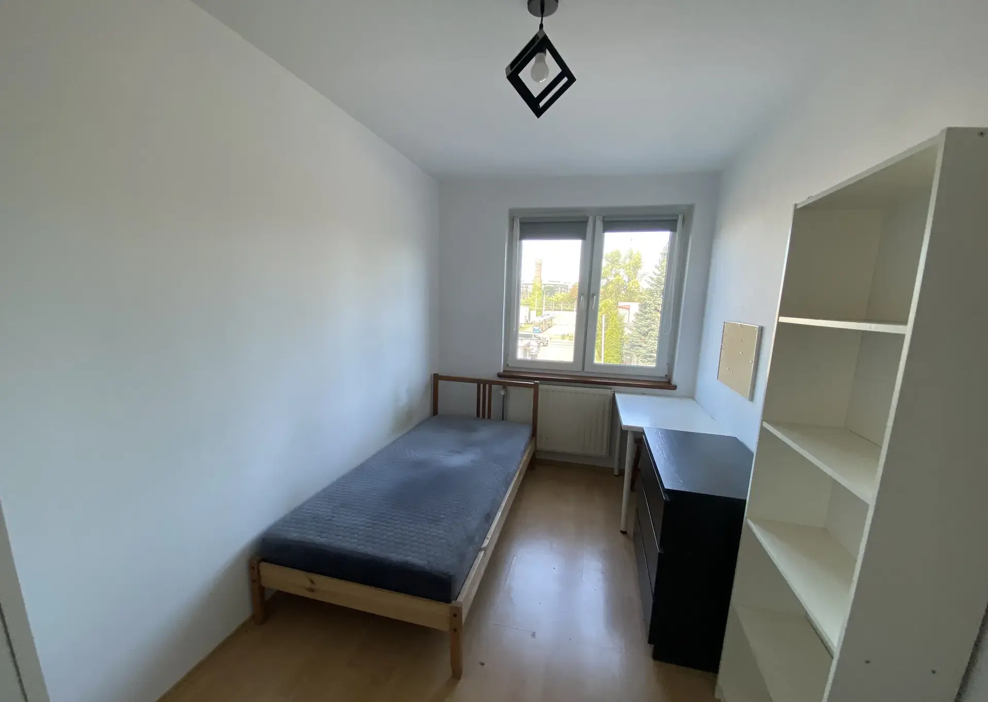 Rozkładowe 3-pokojowe mieszkanie z osobną kuchnią na Nadodrzu - zdjęcie 9
