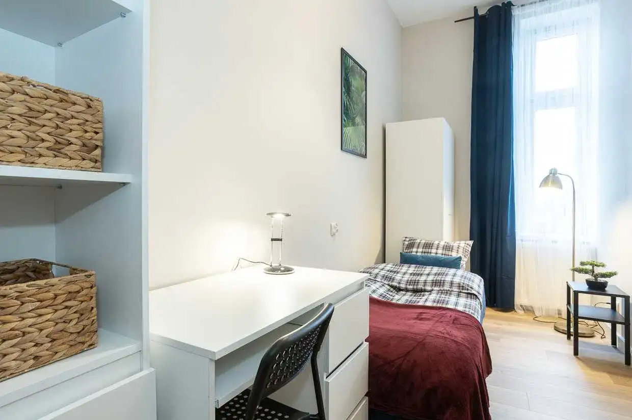 Single rooms from 1080 PLN all included, Wrocław Center, Chrobrego, from June/July - zdjęcie 4
