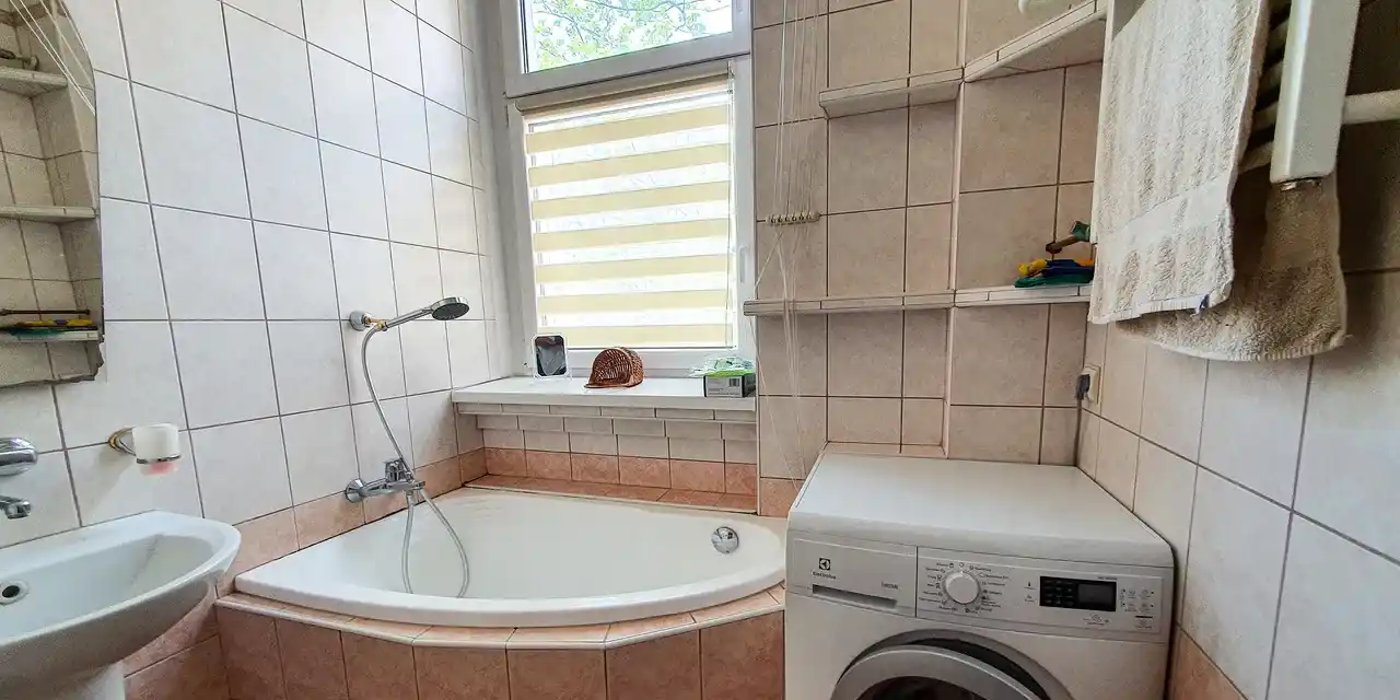 Na wynajem duży pokój w świetnej lokalizacji w pobliżu Sky Tower - zdjęcie 6