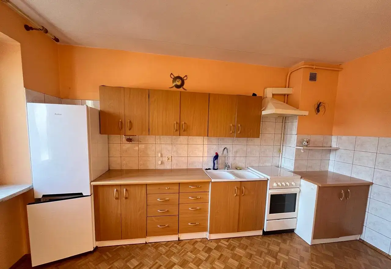 Mieszkanie 2-pokojowe z balkonem w Toruniu na Koniuchach - zdjęcie 2