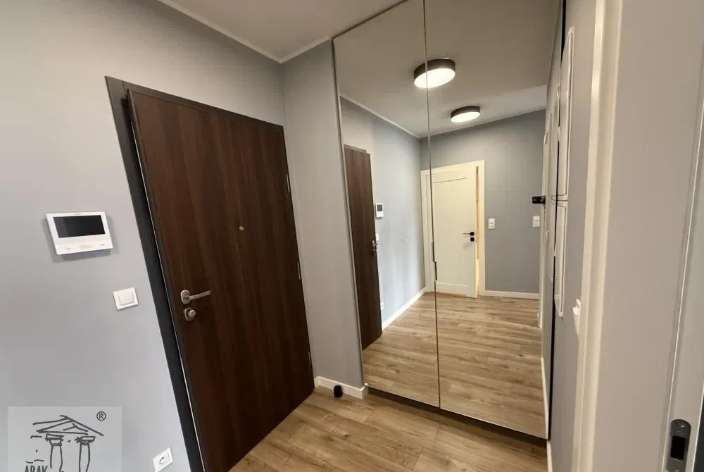 Komfortowy apartament Garbary 104 wyposażony taras , garaż ochrona - zdjęcie 5