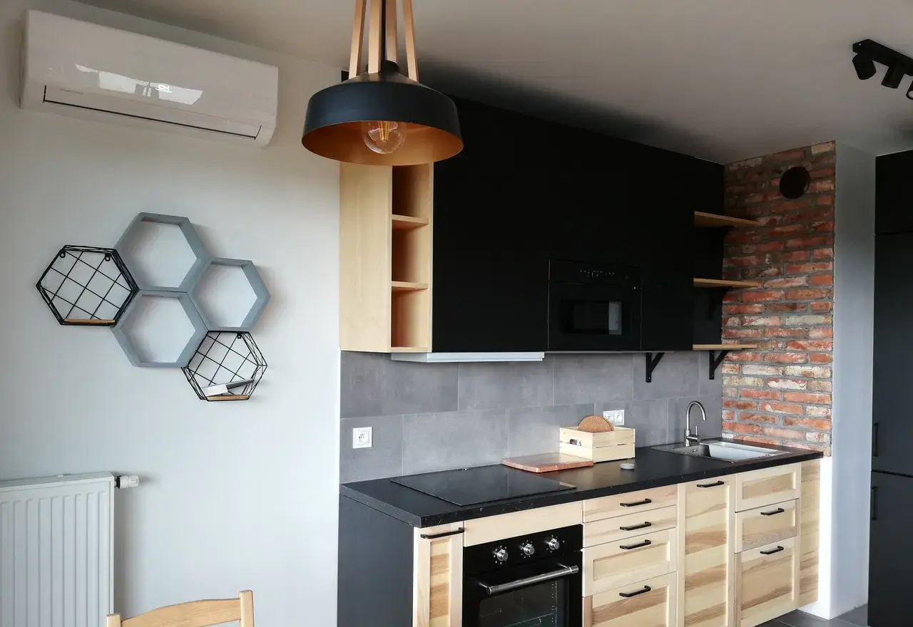 Apartament z klimatyzacją, balkonem i garażem w Poznaniu - zdjęcie 3