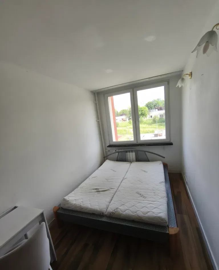 Mieszkanie 3-pokojowe z balkonem ul Sucharskiego 48 m2 - zdjęcie 5
