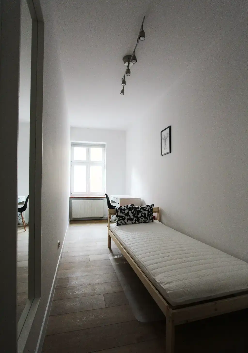 Nowy Pokój 1 os. Poznań Stary Rynek Centrum Wroniecka - zdjęcie 9