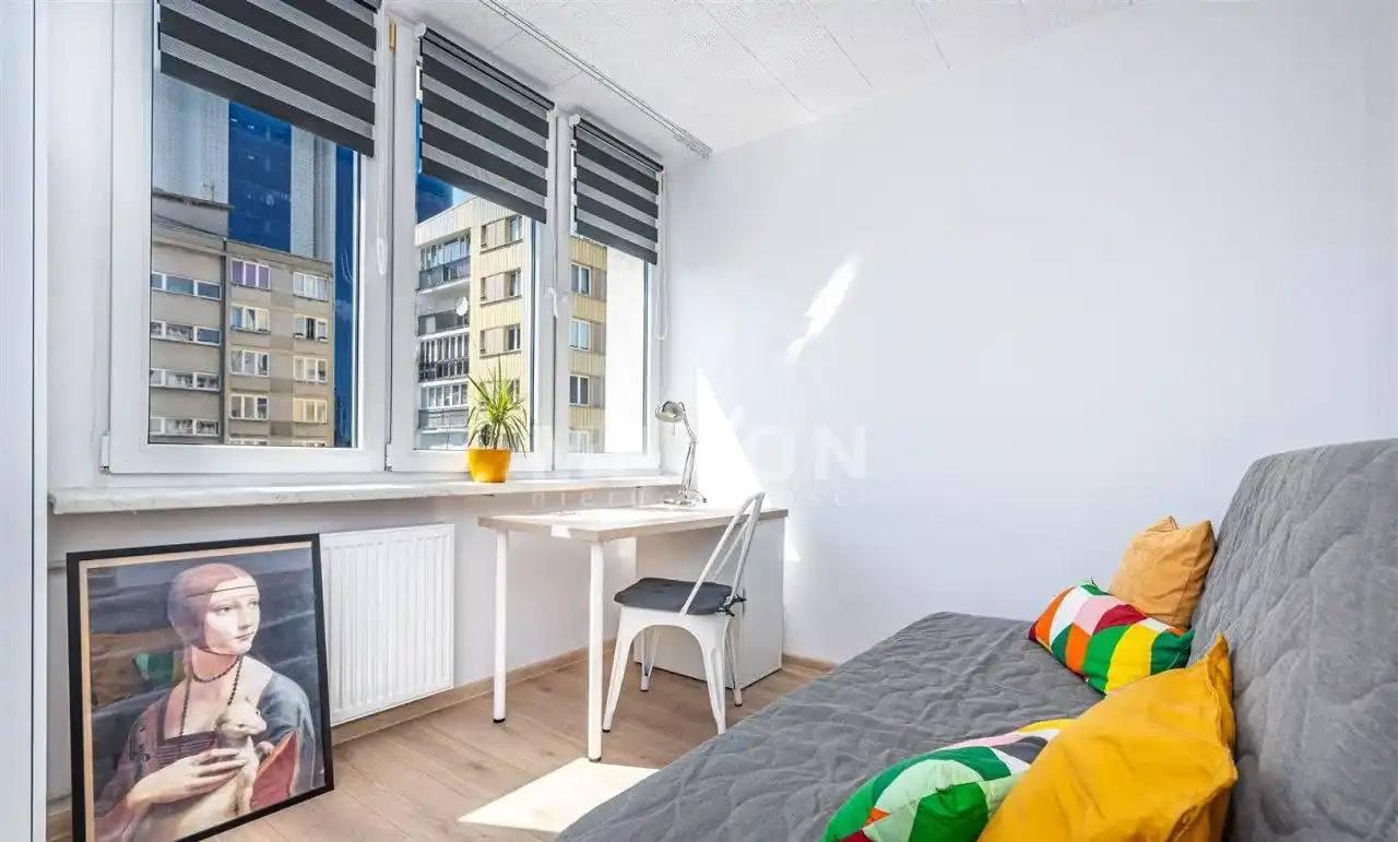 Po remoncie w świetnej lokalizacji z balkonem - zdjęcie 6