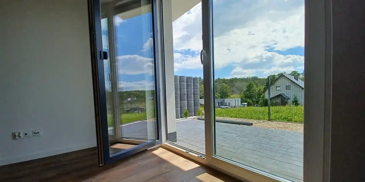 MIESZKANIE BEZCZYNSZOWE Z OGRÓDKIEM - NAJEM, WŁOSZAKOWICE - zdjęcie 7