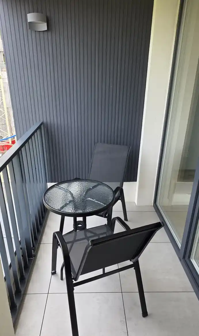Nowe  2-pokojowe z balkonem i garażem czeka na pierwszego Najemcę. - zdjęcie 10