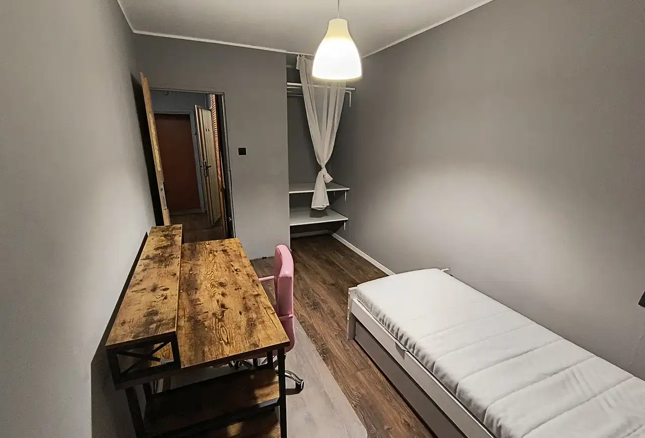 Mieszkanie na parterze  na Dębcu - zdjęcie 10