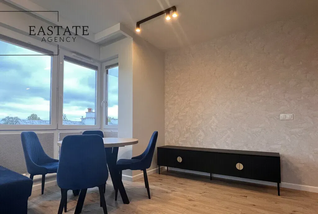Cicha okolica, 2 pokoje, garaż, balkon - zdjęcie 2