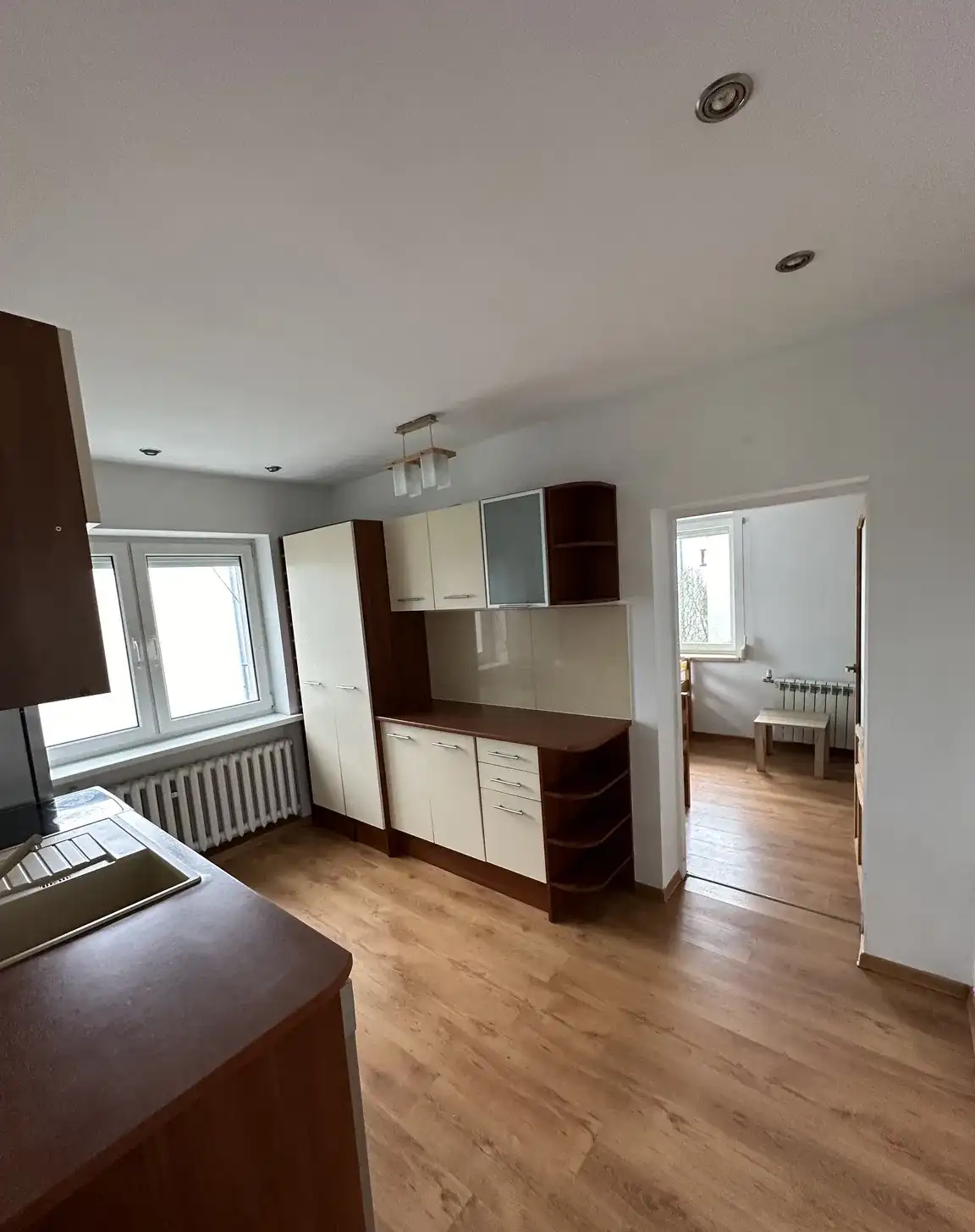 Mieszkanie 70m², 3 pokoje z 2 tarasami, bez czynszu, w spokojnej okolicy - zdjęcie 9