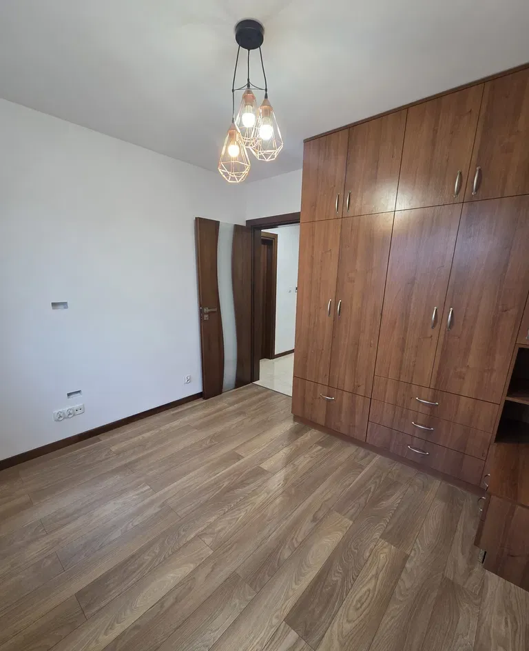 Mieszkanie 3 pokoje wysoki parter - zdjęcie 4