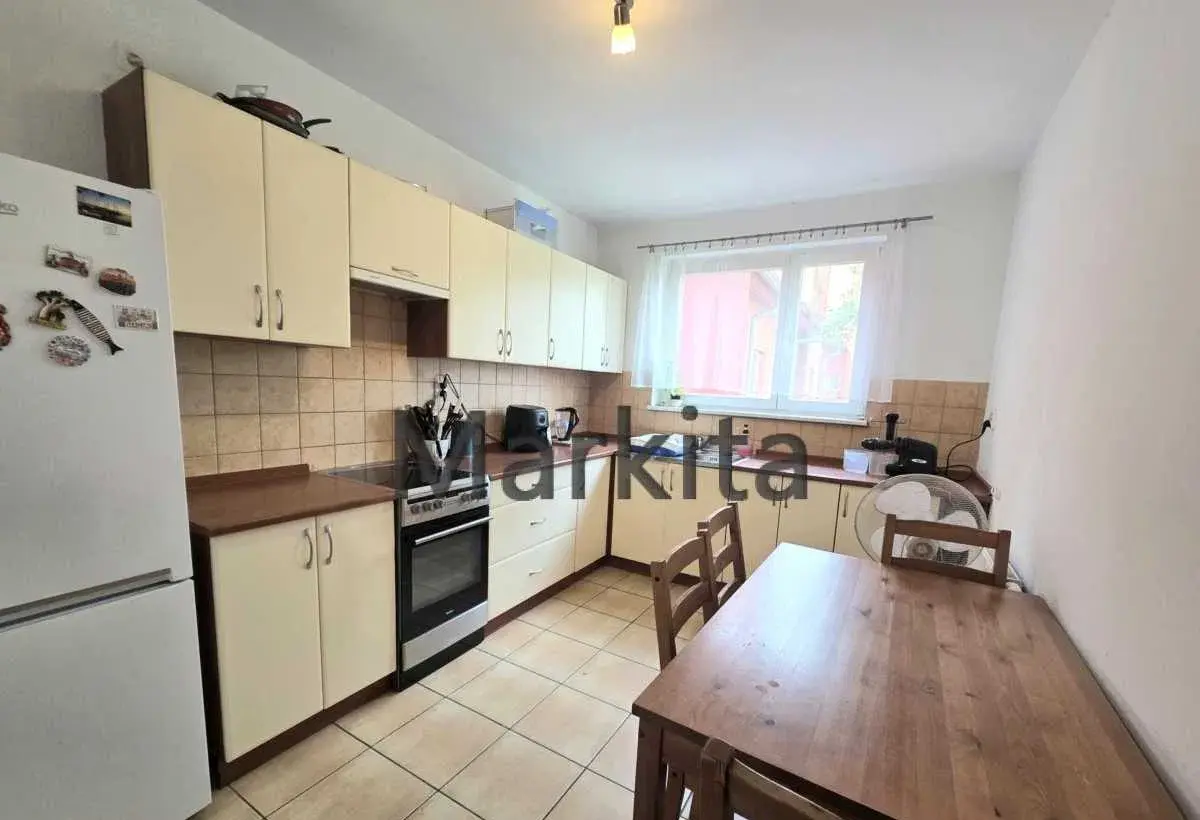 Mieszkanie Wrocław ul. Uznańskiego, 2 pokoje, 49.5 m2, 2100 zł