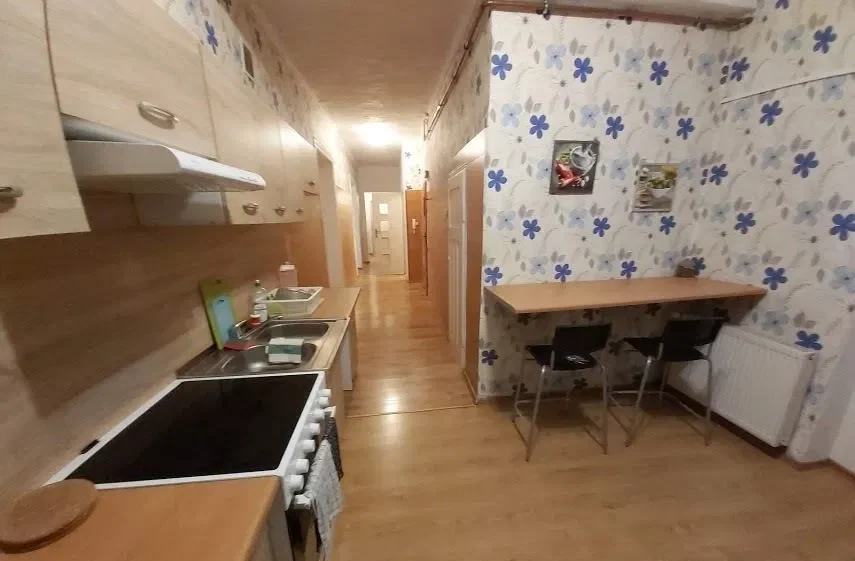 pokój z balkonem w centrum Katowic - zdjęcie 9