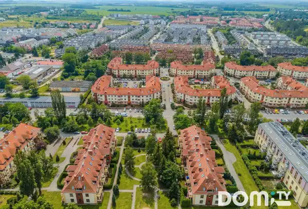 Przestronne, duża komórka lokatorska, balkon - zdjęcie 9