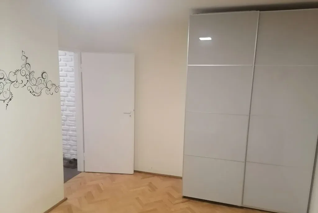 Mieszkanie 2 pokoje z balkonem do wynajęcia. Poznań, Powst. Wlkp. 4 - zdjęcie 3