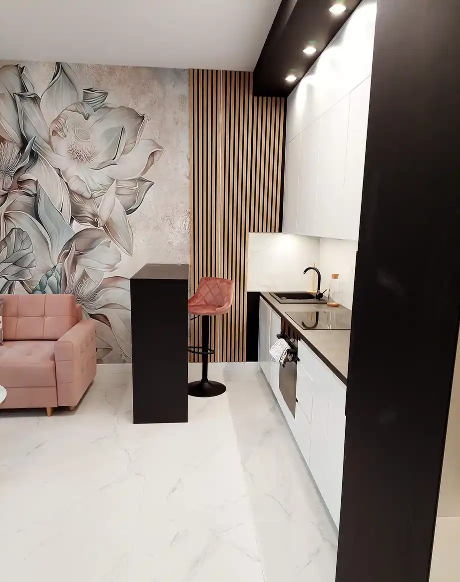 Do wynajęcia 2 pokojowe 42 m², bakon 10 m2 ścisłe centrum Radomia