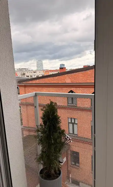 Mieszkanie w Śródmieściu z balkonem i windą - zdjęcie 10
