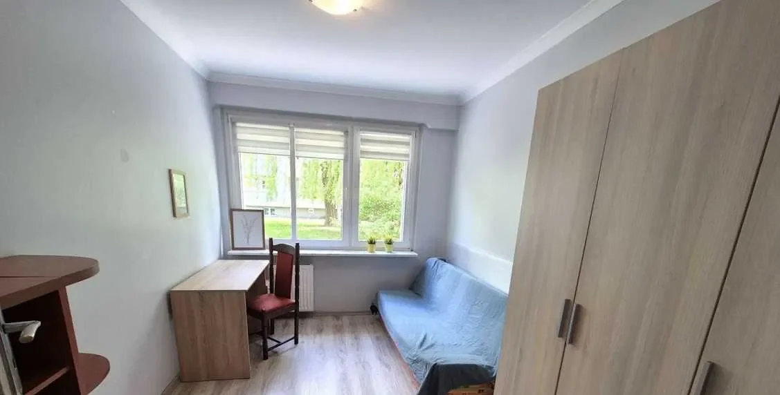 3 oddzielne pokoje na Ratajach, blisko Armii Krajowej - zdjęcie 3