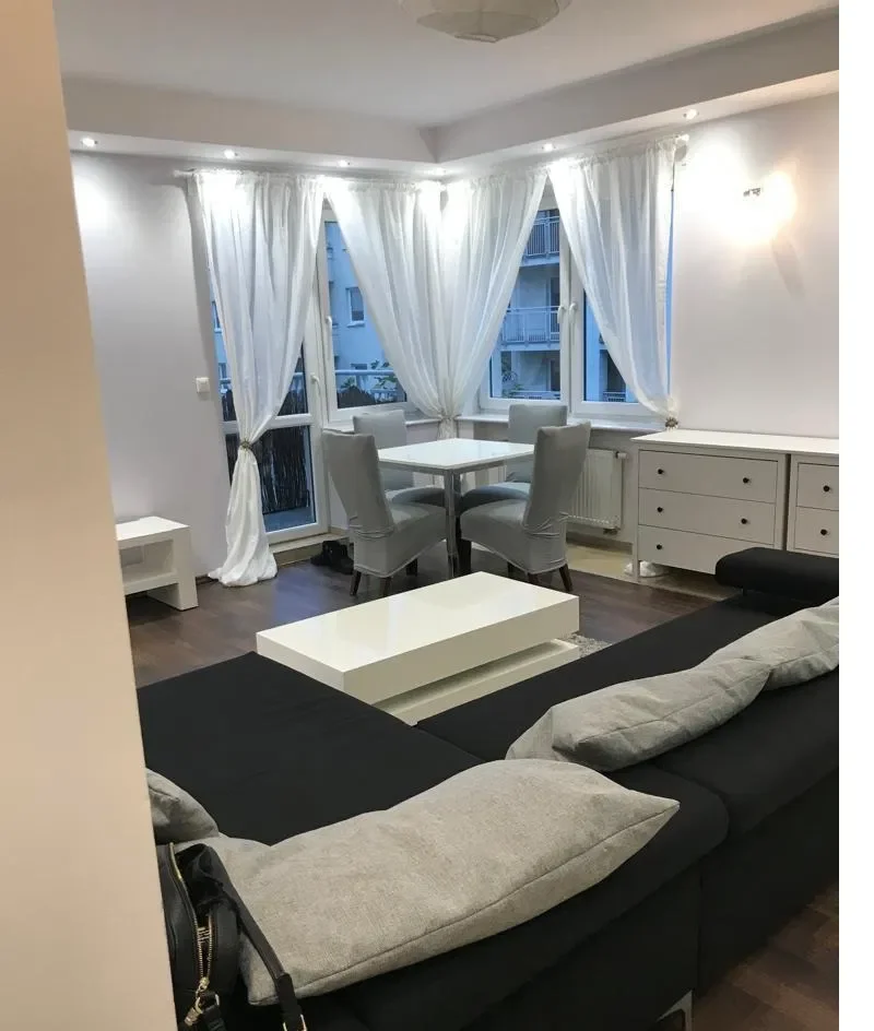 2 pokoje 51 m² | Duży balkon | Wilda | Zamknięte osiedle - zdjęcie 3