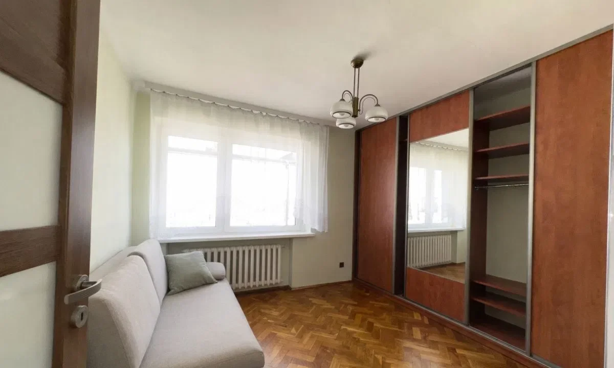 Mieszkanie 80m2 na piętrze w domu - zdjęcie 4