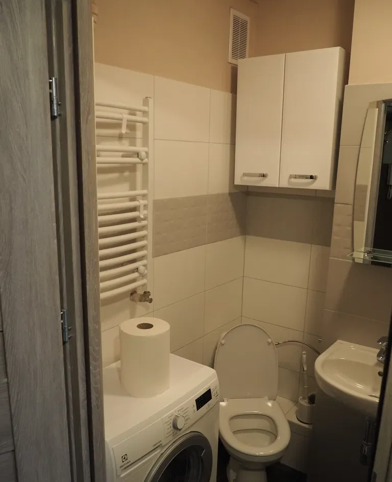 Dwa pokoje po remoncie do wynajęcia - metro - zdjęcie 6