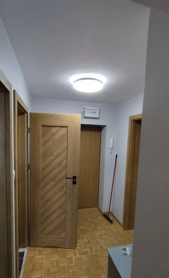 Pokój w dwuosobowym mieszkaniu - dostępny od połowy maja! - zdjęcie 5