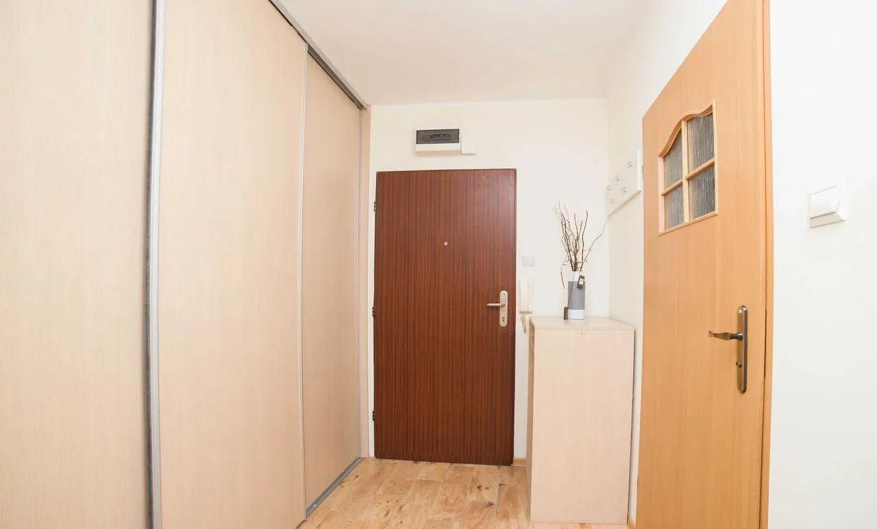 Do wynajęcia mieszkanie (2 pokoje, balkon, parking) - zdjęcie 6