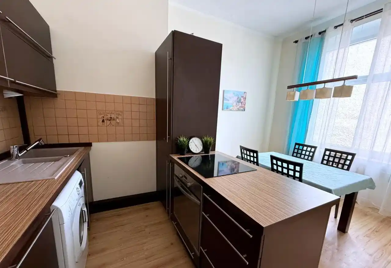 3-pokojowe mieszkanie z osobną kuchnią w centrum Szczecina - zdjęcie 9