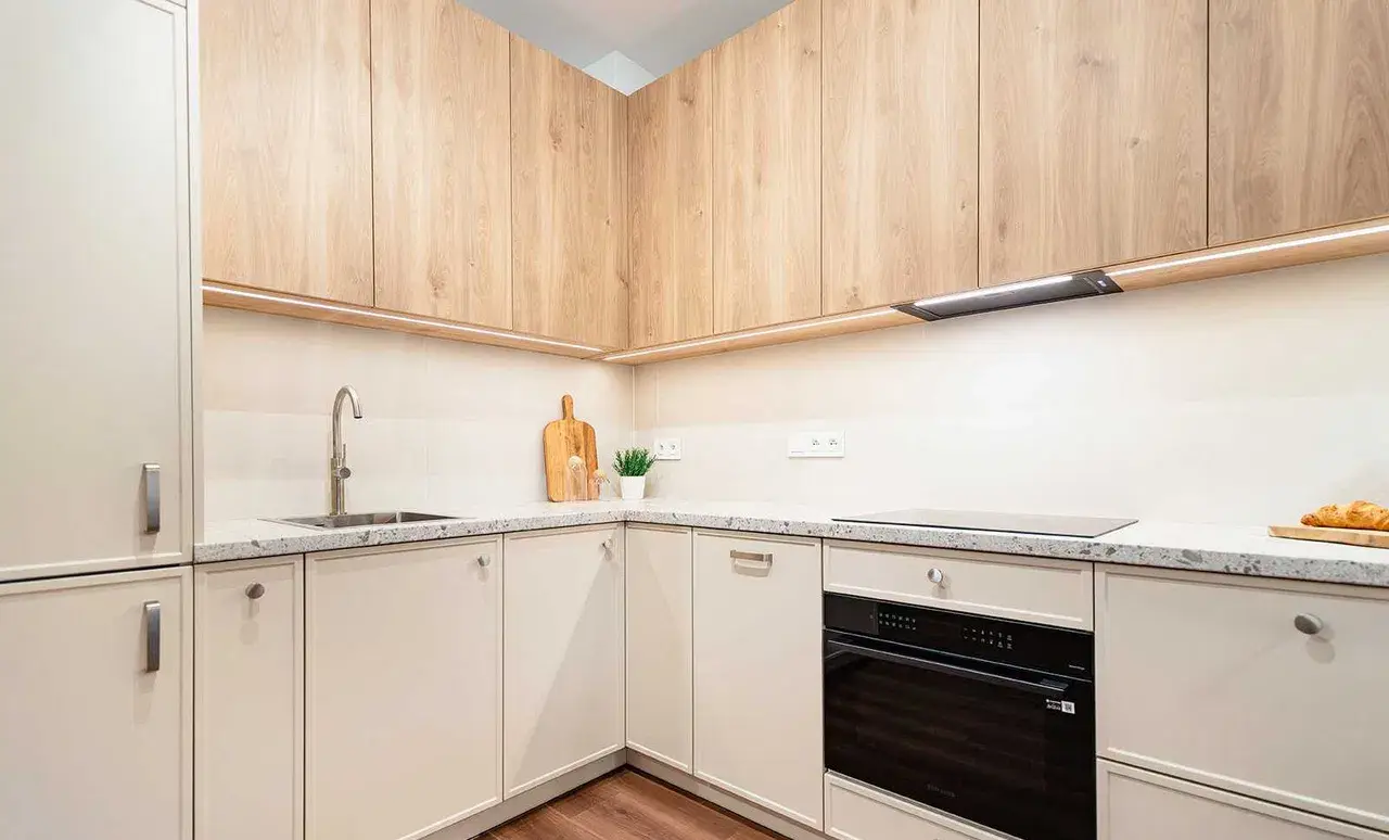 Apartament 2 pokoje (39 m²) z garażem– Przemysłowa, PL/ENG - zdjęcie 2