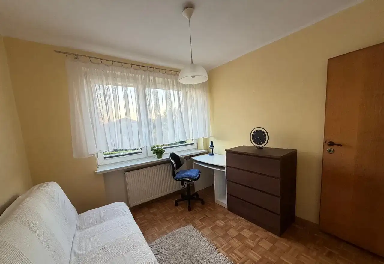Pokój na wynajem dla osoby studiującej - zdjęcie 4