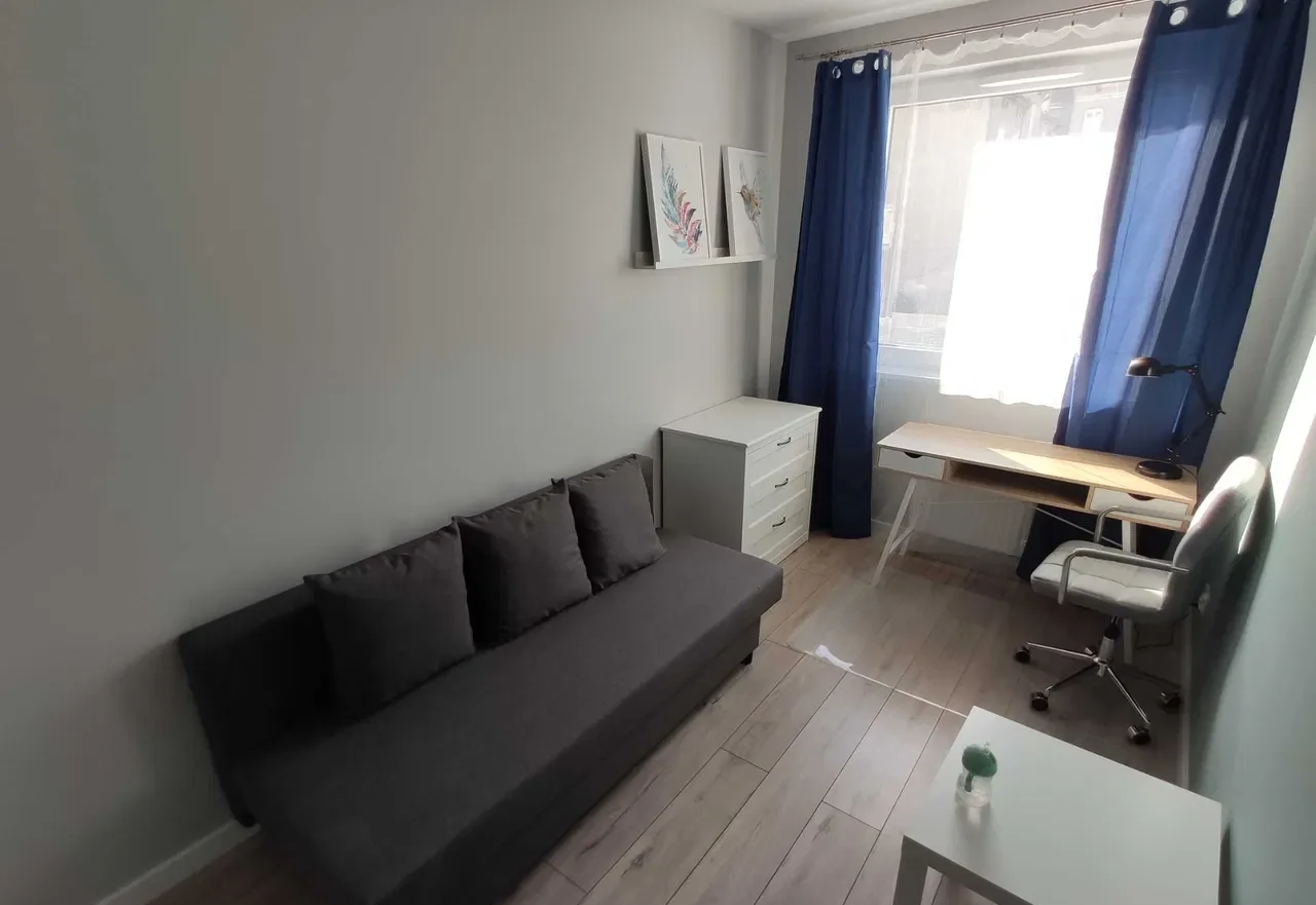 Duży pokój 1 osobowy, 11m2, Manufaktura, Nowe Osiedle - zdjęcie 4