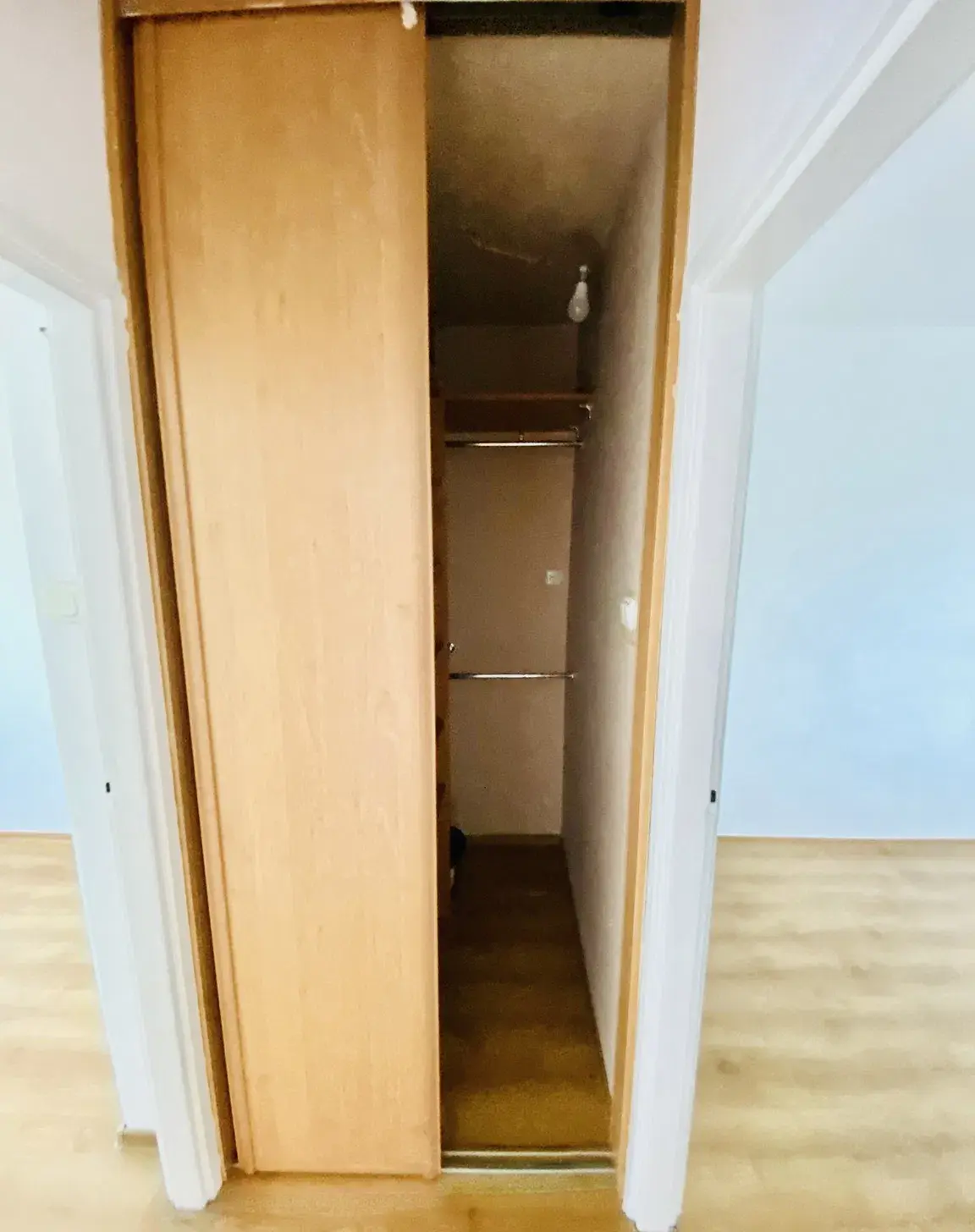 Mieszkanie 3 pokoje, balkon, garderoba, piwnica, wszystkie sprzęty AGD - zdjęcie 7