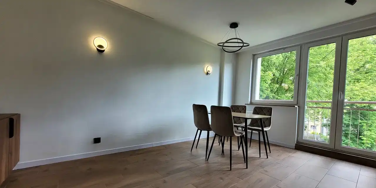 Nowoczesne 2 Pokoje z Balkonem | Świeżo po Remoncie | Umeblowane