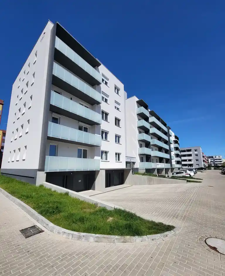 Nowoczesne 3-pokojowe mieszkanie do wynajęcia w Brzegu Dolnym - zdjęcie 9